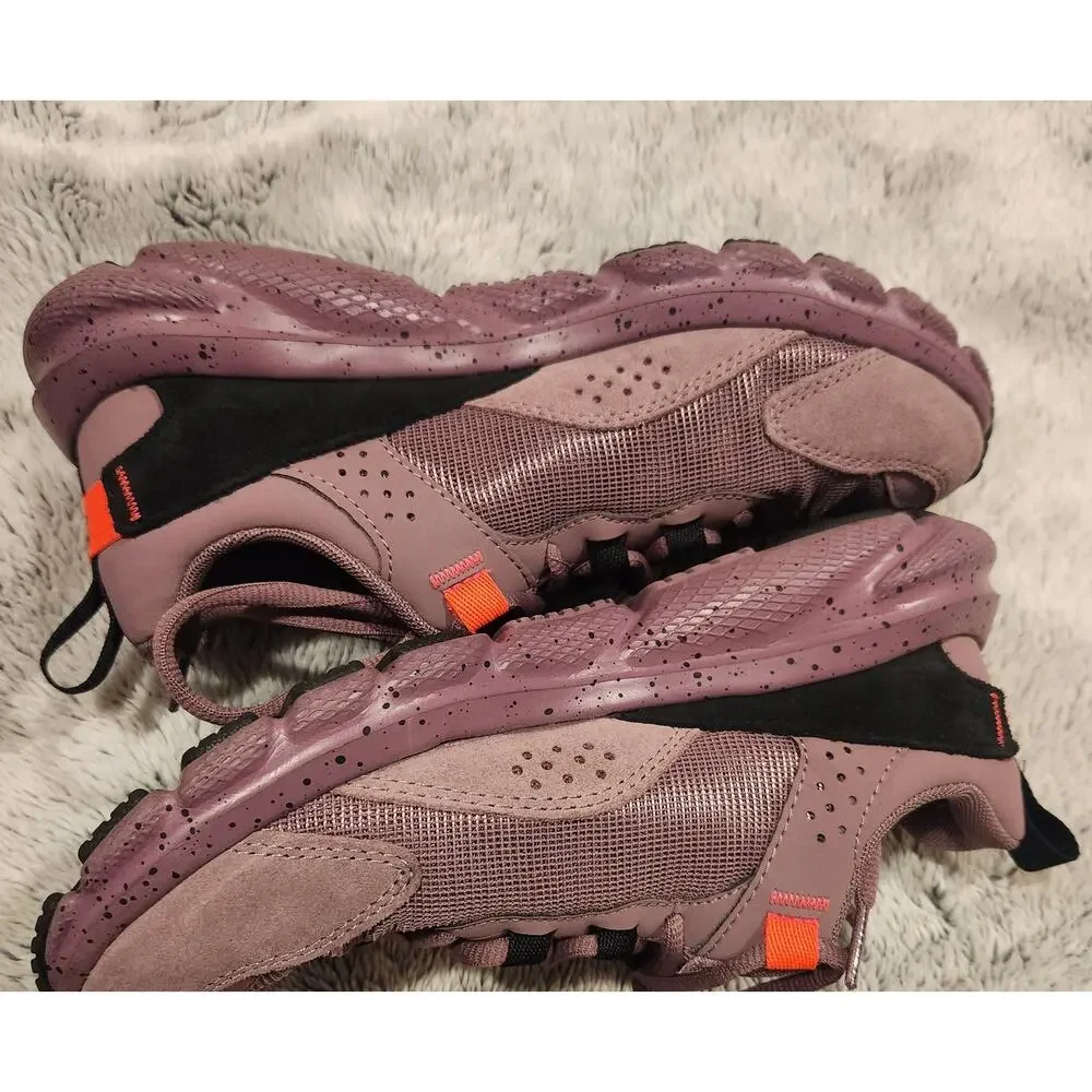Under Armour Women's UA Charged‎ Verssert Speckle Shoes, Sz 7.5